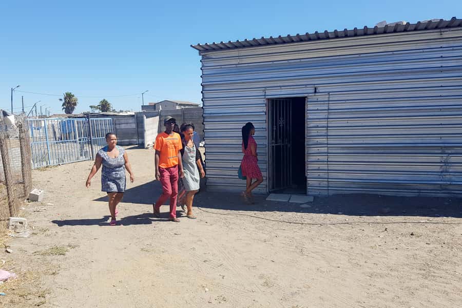 Cape Town: Robben Island Ferry Ticket and Townships Tour - How to Plan Your Day Around Walking, Timing, and Energy