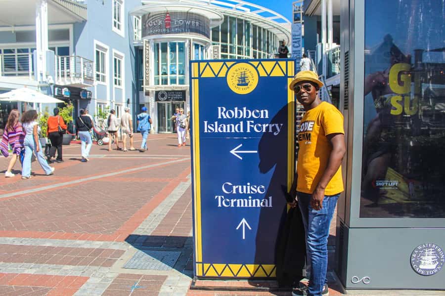 Cape Town:Robben Island Guided Tour, Skip the Ticketing Line - Nelson Mandela Gateway to V&A Waterfront, and the start of the day