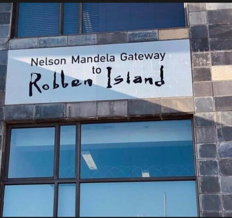 Cape Town: Robben Island Half-Day Tour with Entry Tickets - Potential downsides: weather impacts and what to do if plans slip
