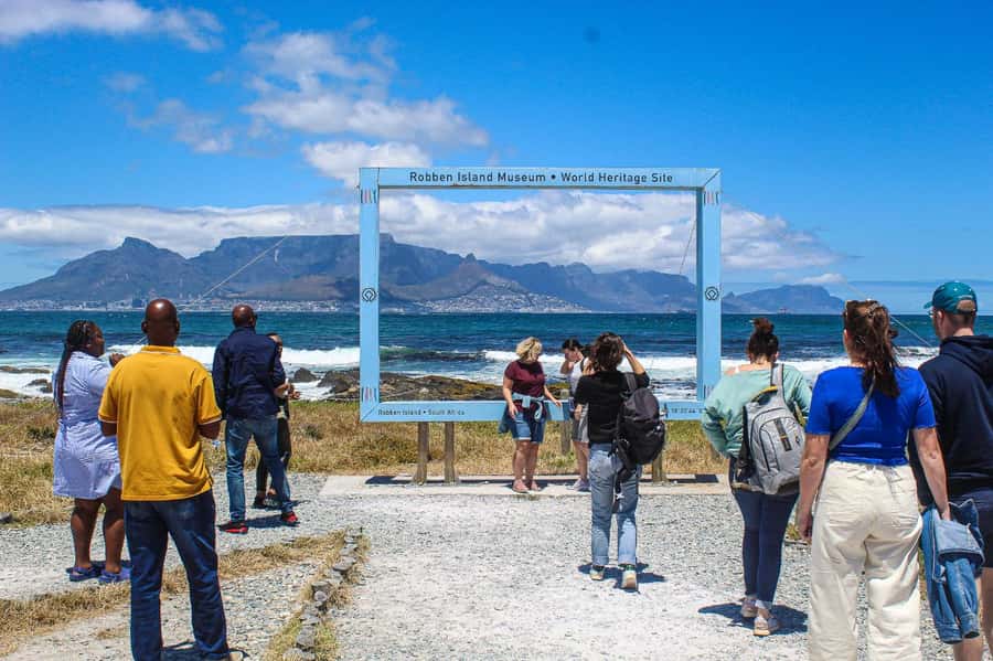 Cape Town: Robben Island plus Table Mountain Tickets - Robben Island sites you can picture fast, even if you do not know the details