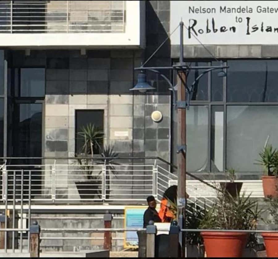 Cape Town: Robben Island Tour Including all Entry Tickets. - The ferry, the group pace, and why the 4 to 5 hour total works