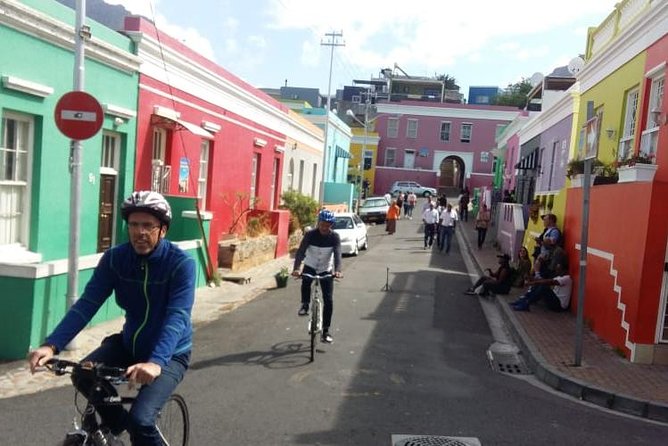 Cape Town's Finest City Bike Tour - Snacks, tea, and local flavor: where the day actually slows down