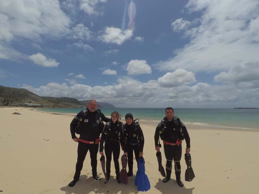 Cape Town: Scuba Diving Experience for Beginners - Your 1.5 hour in-water experience: built for first-timers
