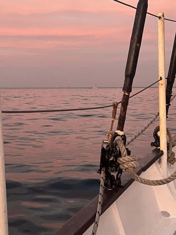 Cape Town: Sunset Cruise from V&A Waterfront with Bubbly - Price and value: how $38 stacks up for a sunset sail