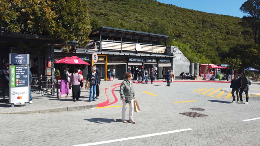 Cape Town: Table Mountain and Robben Island Tour - The V&A Waterfront ferry to Robben Island: transfer with meaning