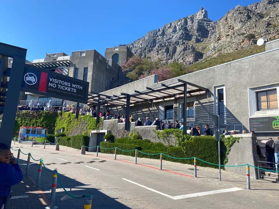 Cape Town: Table Mountain Half-Day Tour with Cable Car Ride - The Cable Car Ride: Rotating Views Without Guesswork
