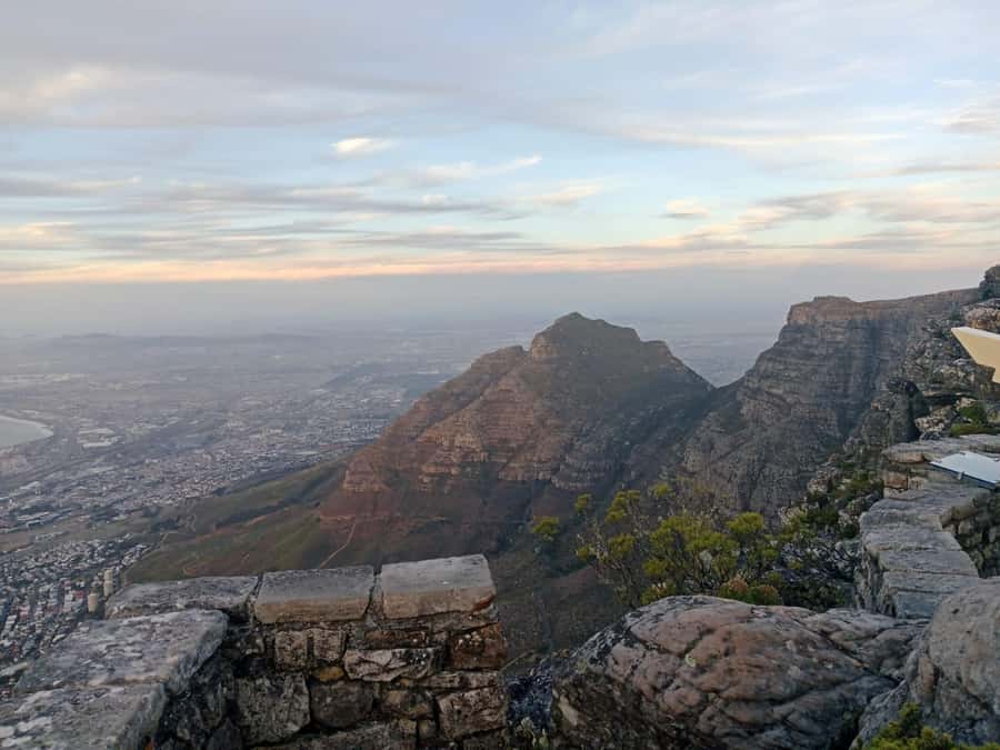 Cape Town: Table Mountain Half-Day Tour with Cable Car Ride - Summit Time: Viewpoints, Trails, and Plant Life You Can Actually Notice