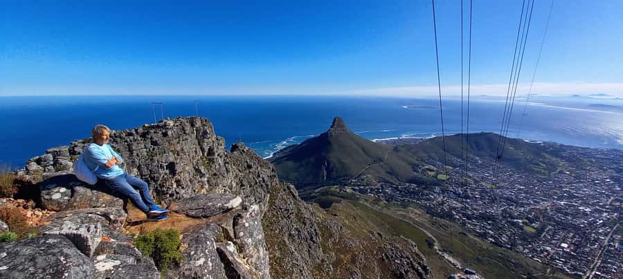 Cape Town: Table Mountain Hike via India Venster Morning - Biltong Break on the Grassy Terrace