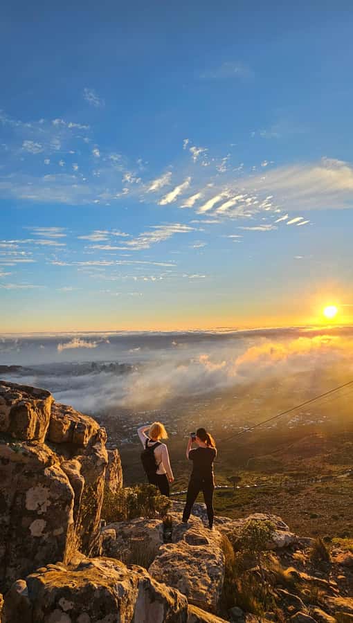 Cape Town: Table Mountain Hike with an Expert Guide - The 3-hour climb itinerary, safety briefing, stops, and viewpoint sequence