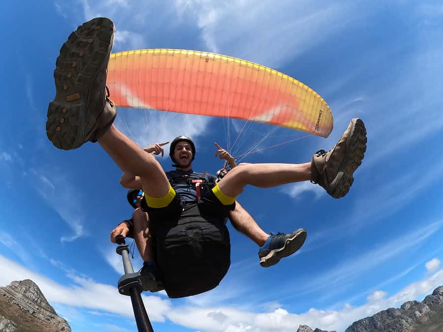 Cape Town: Tandem Paragliding Adventure - Guides, Languages, and the Calm Energy You Want in the Harness