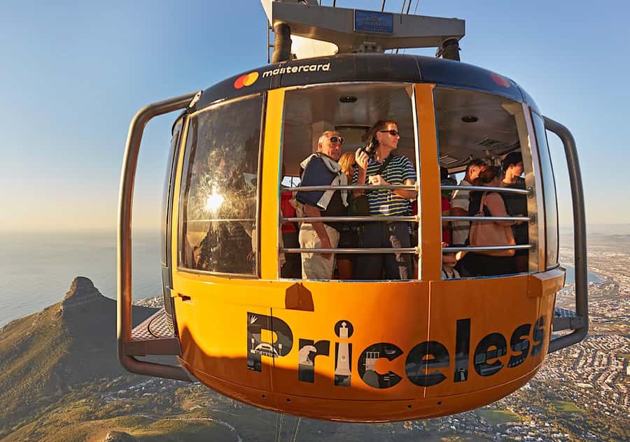 Cape Town Tour: Table Mountain, Penguins & Cape Point+Pickup - Boulders Beach Penguins: One Hour of Cute, Real Conservation