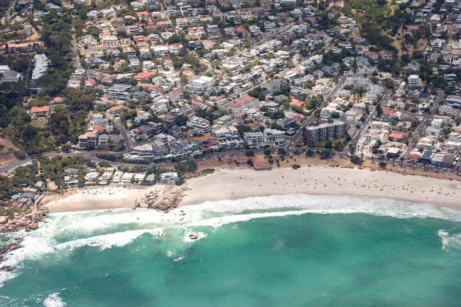 Cape Town Two Oceans Scenic Helicopter Flight - 27min - Groot Constantia, the aquarium connection, and why “iconic” works here