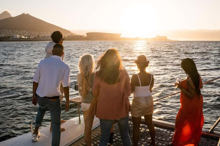 Cape Town: V&A Waterfront 1-Hour Scenic Cruise - Key Highlights Worth Making Time For