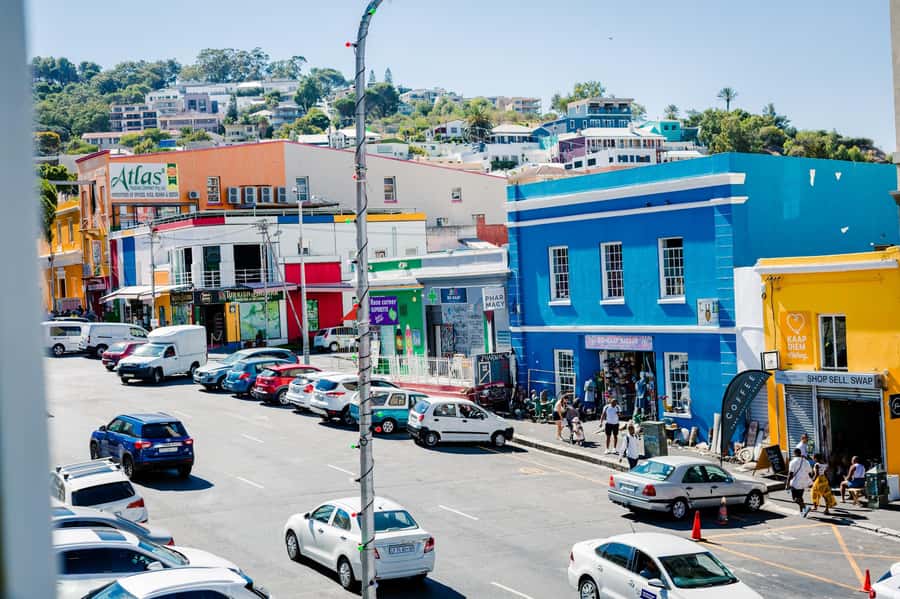 Cape Town Walking Tour: Bo-Kaap & City Highlights - Grand Parade to Slave Lodge: the city’s big symbols and hard lessons
