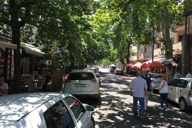 Cape Winelands Tour - Delaire Graff Estate: the full-hour start with views and food