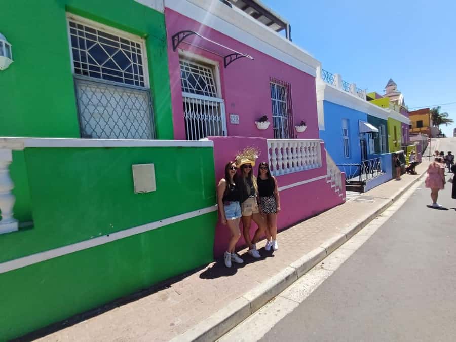 City Tour: Table Mountain, Kirstenbosch & Wine - Table Mountain by cable car, and how to enjoy that summit hour