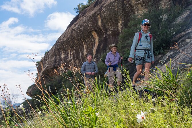 Clarens San-traverse Slackpack - Spekboom Tours and a small-group rhythm (Adrian and Bella)
