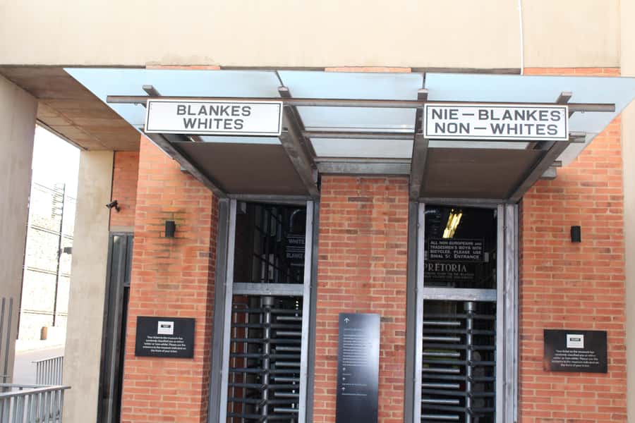 Constitutional Hill & Apartheid Museum Half Day Tour - The ride through Johannesburg: what the in-between time gives you