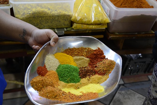 Culture Walking Tour of Durban - The market route: Victoria Street Market and the stops that shape the day
