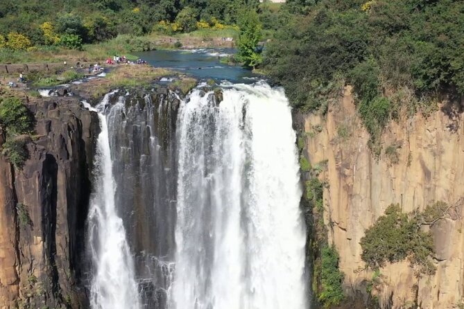 Drakensberg and Nelson Mandela Capture Site Full-Day Private Tour - Best for: history-minded scenery lovers from Durban