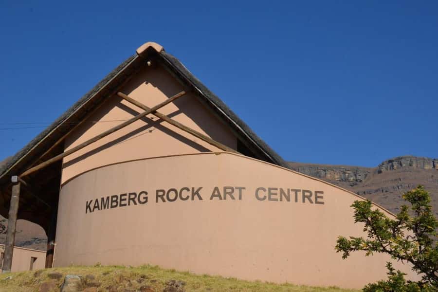 Drakensberg Kamberg Cave Art & Mandela Capture Site Day Tour - The Cave Art Walk: Practical Comfort for a Meaningful Stop
