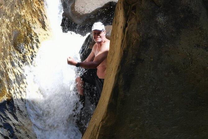 Drakensberg Mountains. Tugela Gorge and Amphitheater Hike - Who This Tugela Gorge Hike Is Best For