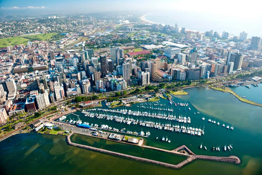 Durban: City Sightseeing and Walking Tour - City Hall, Durban Harbour, and Umgeni Hindu temple drive-by views