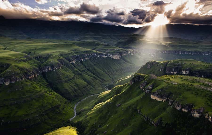 Durban: Drakensberg, Mandela Capture Site and Howick Falls - Booking advice: make the day work for you