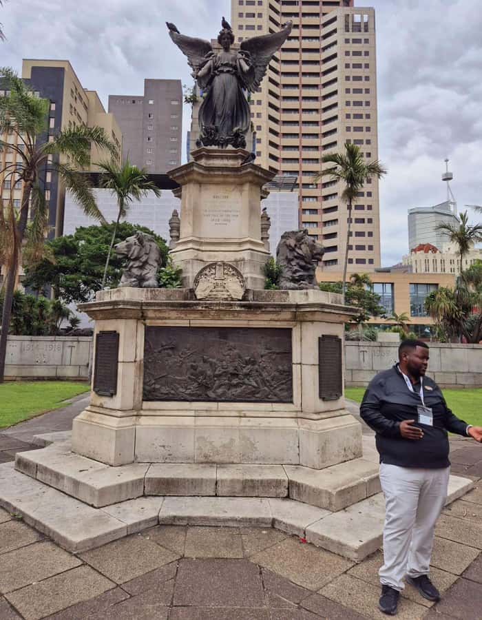DURBAN:Highlights cityTour.Historically Cultural experience - uShaka Marine World Area to the Point: Why the Harbor Stops Matter