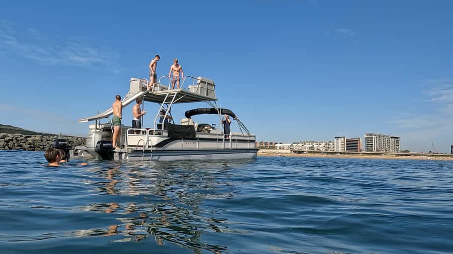 Durban: Pontoon Boat Harbor Cruise - Comfort and crew service that can make or break it