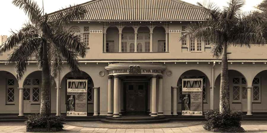 Durban: Top 10 City Sights and Walking Tour - Juma Masjid Mosque and Durban City Hall: Architecture You Can Actually Read