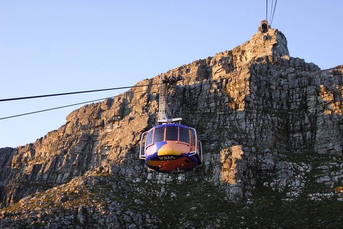 Experience views of Cape Town with Robben Island &Table Mountain full day tour - Getting the Timing Right: Pickup Windows, Lunch, and Weather