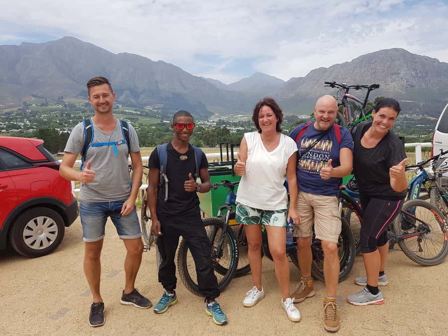 Franschhoek: E-bike Tour with Wine Tasting and Lunch - The ride to Franschhoek: Helshoogte Pass, valleys, and mission stations