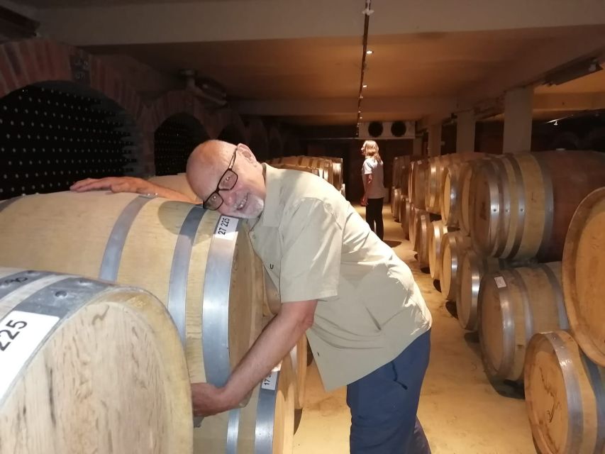 Franschhoek & Stellenbosch: Full-Day Wine Tour - Small-group feel with Lord V running the show