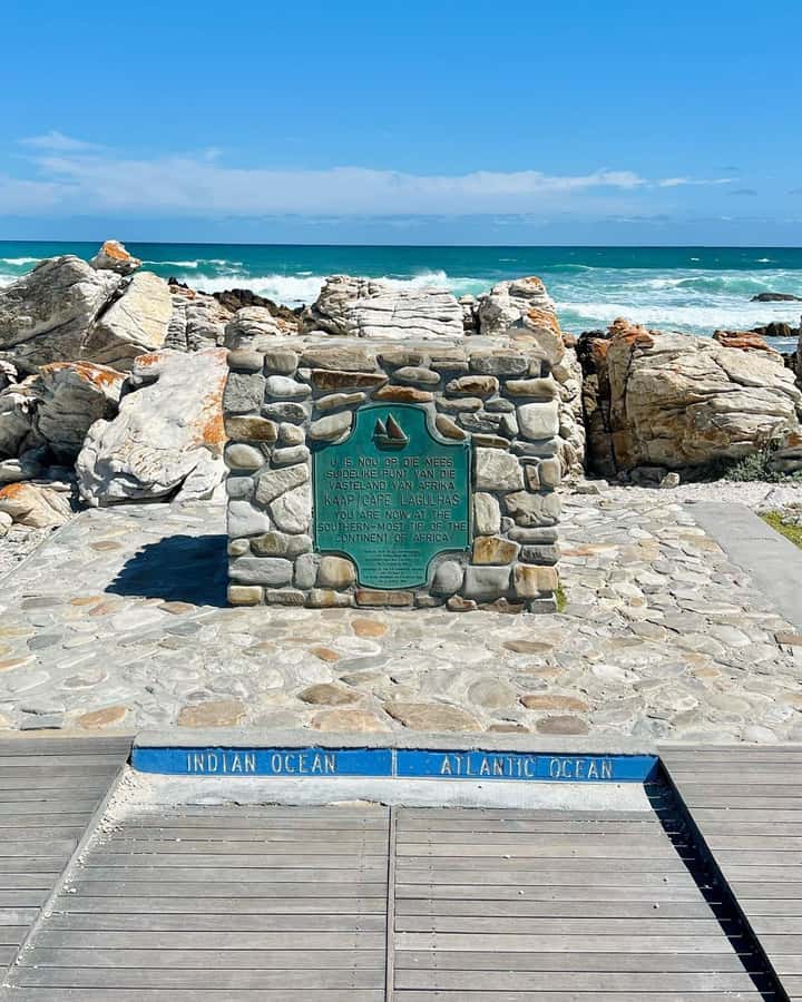 From Cape Town: Cape Agulhas, Penguins, Wine Tasting Tour - Key highlights at a glance