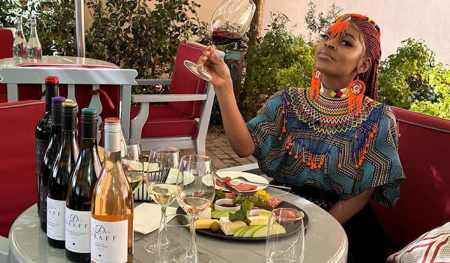 From Cape Town: Cape Winelands Full-Day Private Tour - Ending at Delaire Graff: the final taste with a “jewel” feel