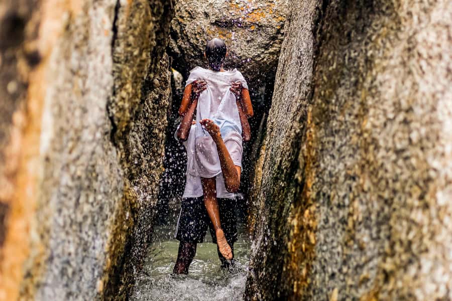 From Cape Town: Half-Day Boulders Beach and Penguins Tour - Bo-Kaap’s colorful streets, and why they matter before the ocean