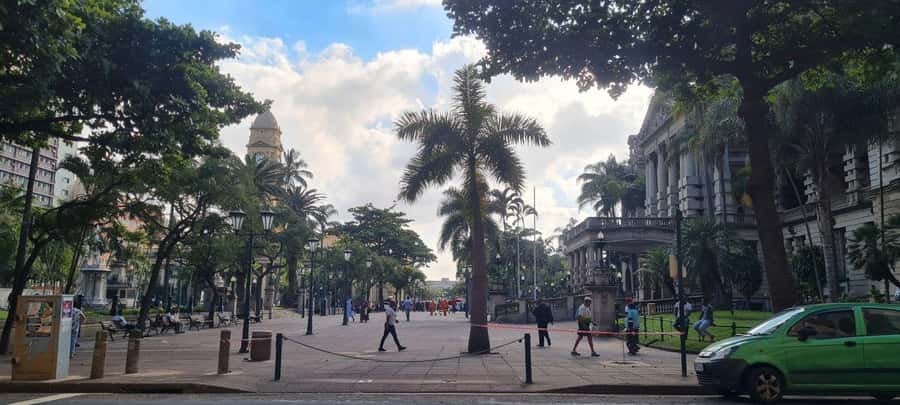 From Durban: Half Day Durban City Tour - Durban Botanic Gardens for 30 minutes: shade, palms, and a breather