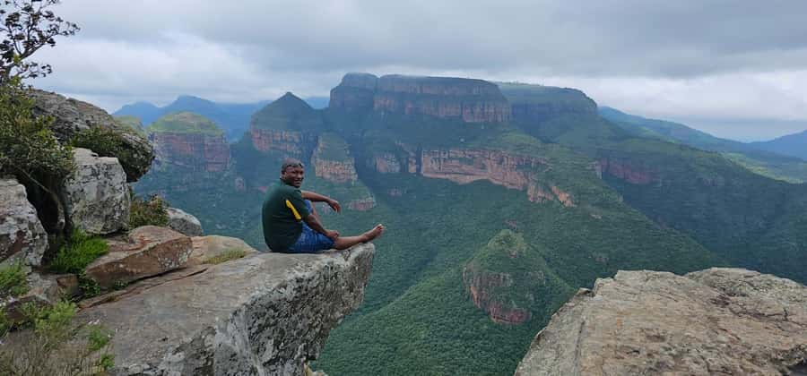 From Hazyview: Full Day Panorama Tour - God’s Window, Wonder View, and the Three Rondawels: how to read the view