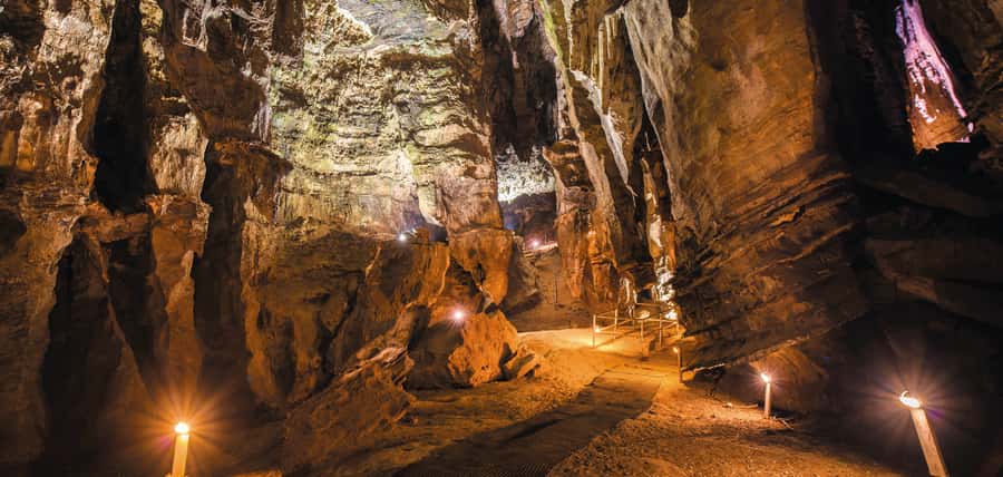 From Johannesburg: Cradle of Humankind Tour - Inside Sterkfontein Caves: guided chambers and the stair reality