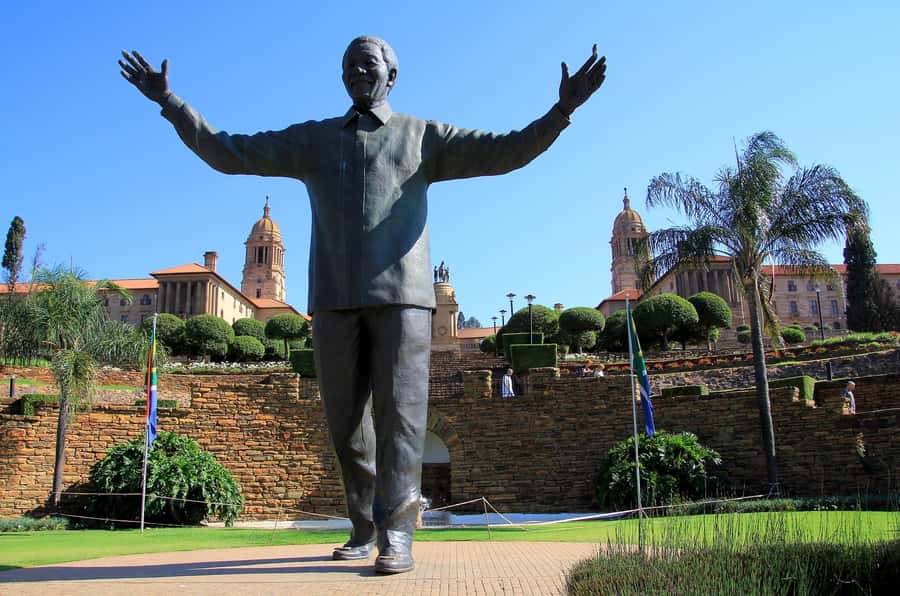 From Johannesburg: Pretoria Guided City Tour - Pretoria in one half-day: history with real-world location
