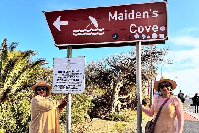 Full Day Cape Peninsula, Bo Kaap & Penguins Small Group Tour - Ending at Muizenberg Beach: Colorful Huts and a Soft Landing