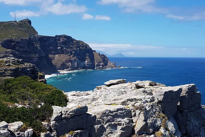 Full Day Cape Point Sightseeing Tour - Old Cape Point Lighthouse: the 360-degree payoff
