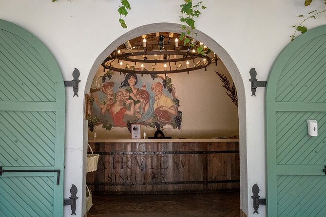 Full Day Cape Winelands Private Tour - Mandela’s last prison gates: Groot Drakenstein photo stop (free and fast)
