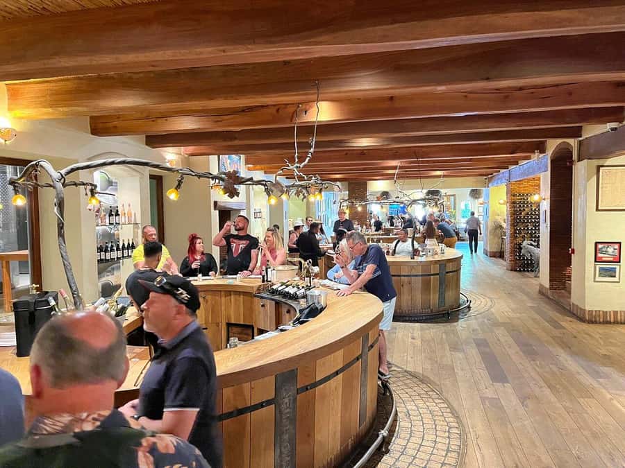 Full Day Cape Winelands Tour: Franschhoek & Stellenbosch - Fairview Wine and Cheese: The Smart Midday Pairing Break