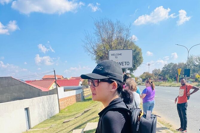 Full-Day Guided Tour of Soweto, Johannesburg and Apartheid Museum - Motsoaledi Bus Stop and the informal settlement walk
