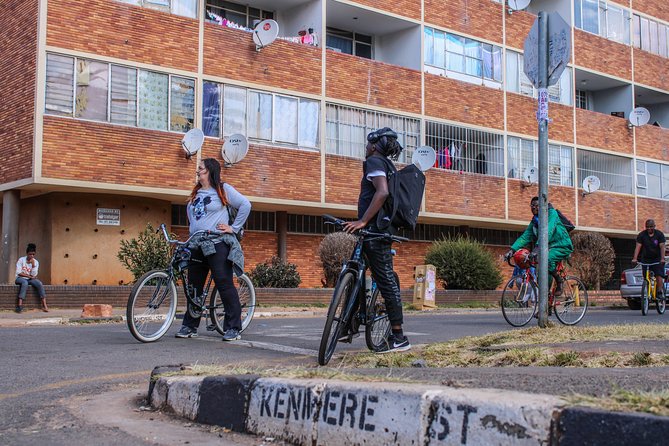 Full-day Johannesburg Bike Or Walking tour - With Transport - Bikes, Walking, and Other Options: How Transport Impacts Your Day