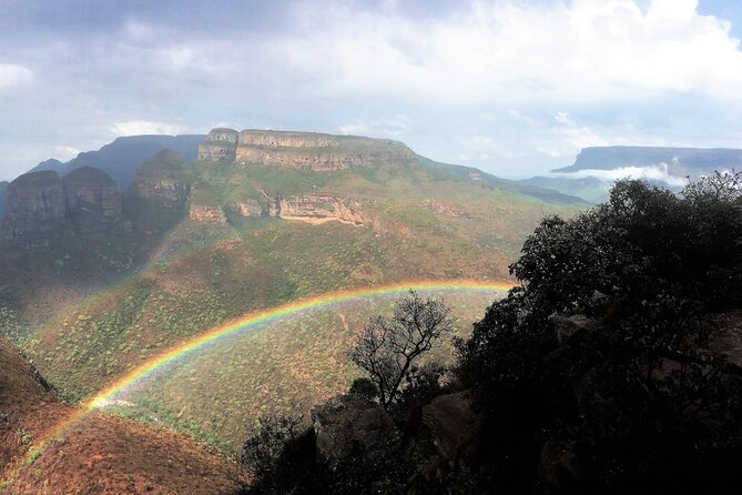 Full-Day Panorama Route Tour from Hazyview - Lone Creek Falls: 200m through indigenous forest to a 68m drop