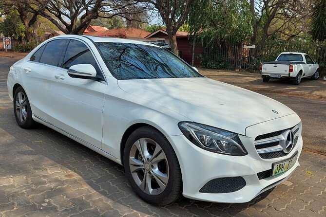 Full Day Private Chauffeur and Transfer Services in Cape Town - Choosing the Right Vehicle: BMW, Mercedes, or a 7 to 10 Passenger Minibus