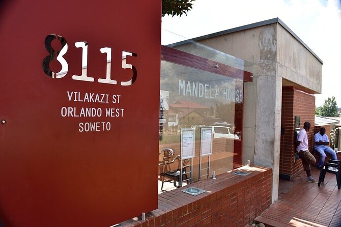 Half Day Apartheid Museum Tour - Practical prep: how to handle the emotions and stay comfortable